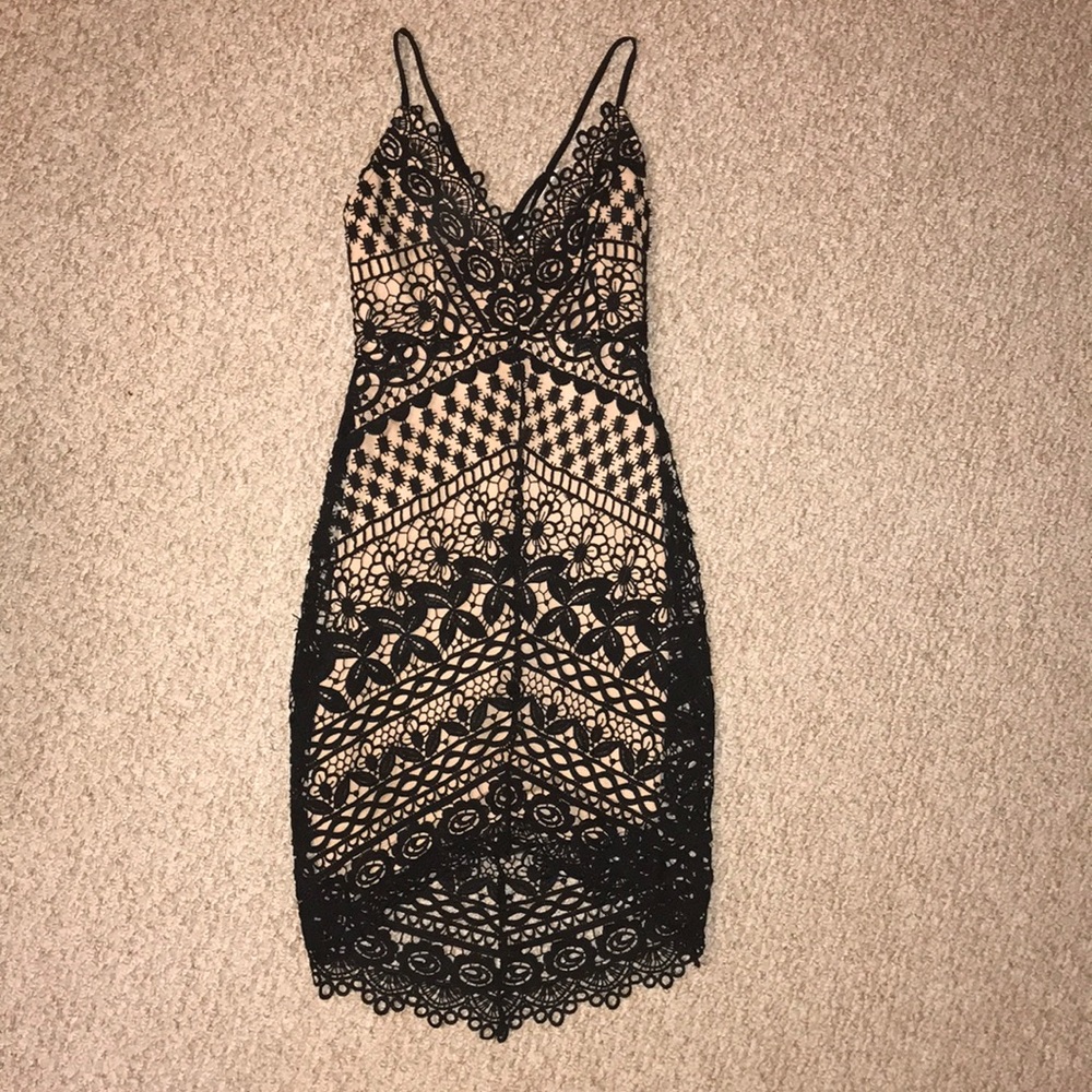 Black lace dress 🖤💃🏼